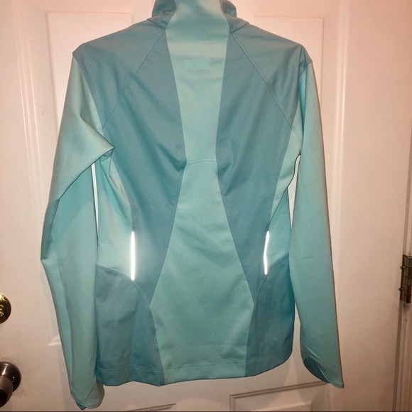 Omni wind block rain proof pullover Small - Picture 6 of 8